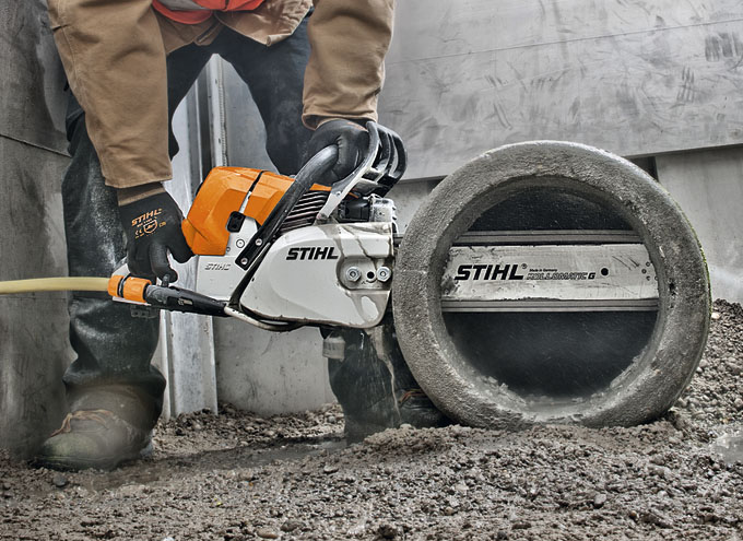 maquinaria de construcción: cortadora de hormigón