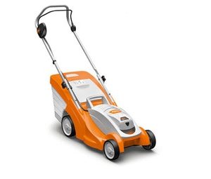 Cortacésped a batería RMA 239, con batería AK 30 y cargador AL 101