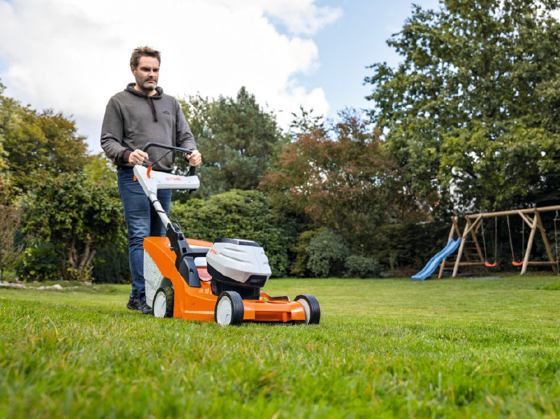 Cortacésped RMA 448 PV con batería y cargador 2 Cortacésped RMA 448 PV con batería y cargador - Imagen 2